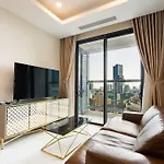 The Rixx Lovely Apartment@D1/Pool/Gym/Netflix