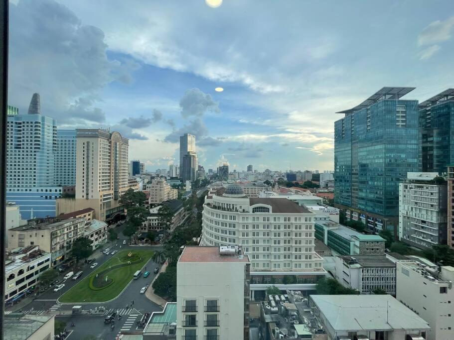 The Rixx Lovely Apartment@d1/pool/gym/netflix Căn hộ TP. Hồ Chí Minh